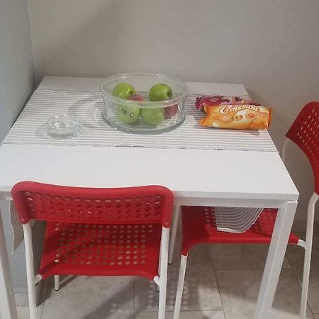 Yolanda Studios بيرايوس المظهر الخارجي الصورة